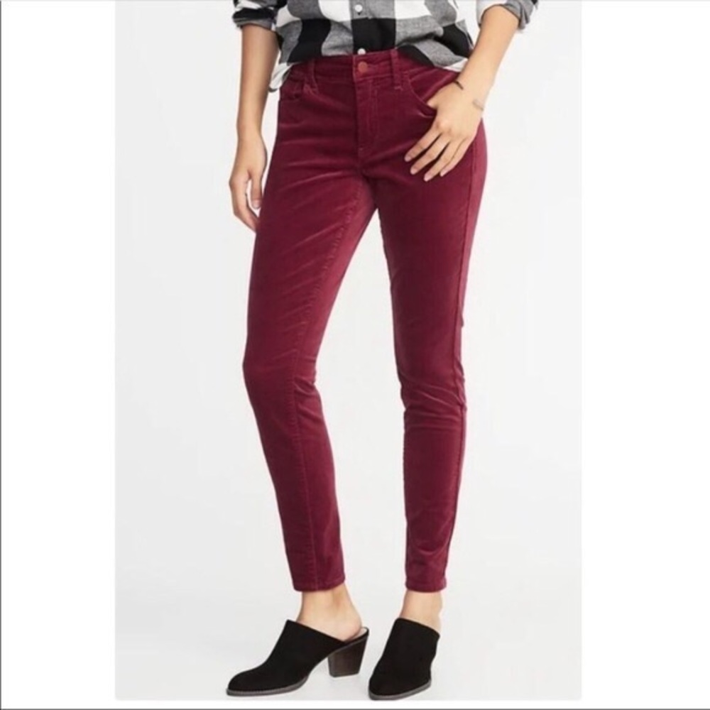 Mid-Rise Rockstar Velvet Garnet Pants (Old Navy)